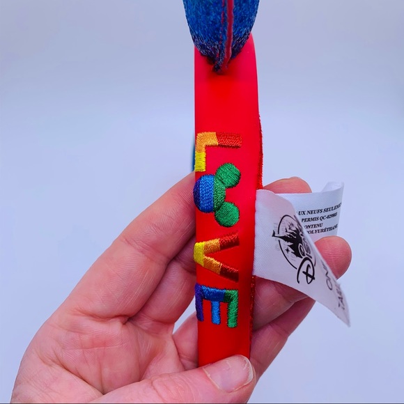 NWT Disney Ears Rainbow 🌈 Limited Edition - Picture 9 of 10